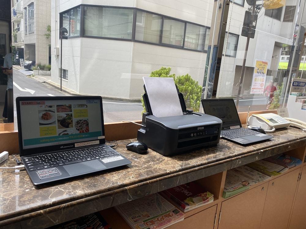 Toyoko Inn Okayama-Eki Nishiguchi Hiroba Buitenkant foto