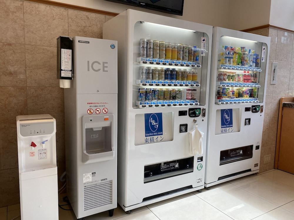 Toyoko Inn Okayama-Eki Nishiguchi Hiroba Buitenkant foto
